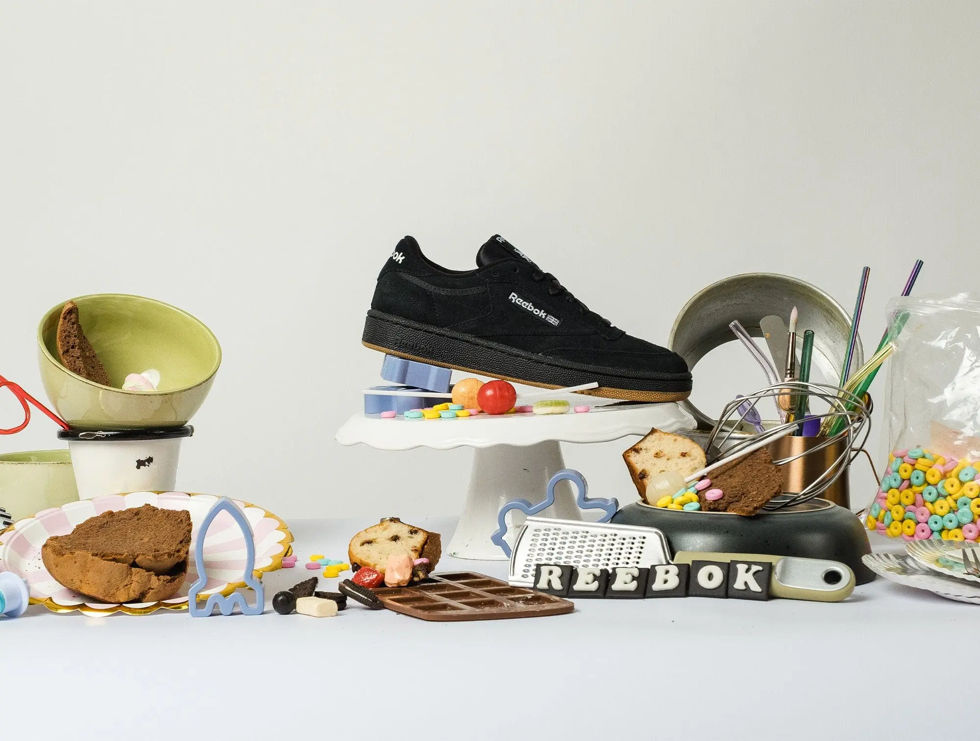 Zapatillas Reebok Club C 85 Hombre Negro - Image 2